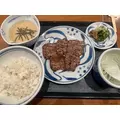 ゆきの|新宿区 歌舞伎町のラウンジ|LP TOKYO(エルピー トウキョウ)