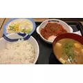 ひぃな|長崎市 本石灰町のガールズバー|Party Bunny(パーティーバニー)