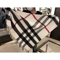 愛羽 仁美