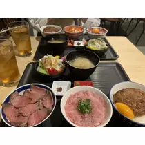 もも