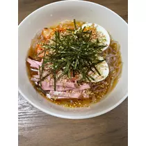 こう
