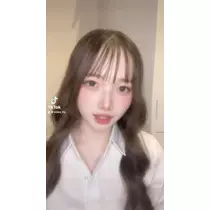 みいな