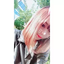 小川 真央