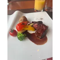 美波 ななみ