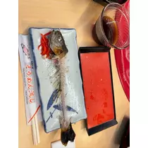 小川 真央