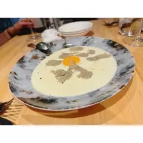 足立 はな