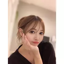 葉月 りほ