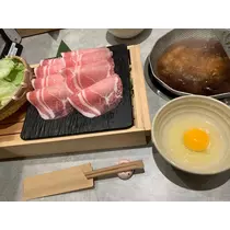 三鷹 真綺