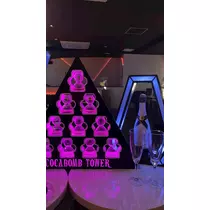 みいな