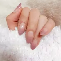 愛羽 仁美