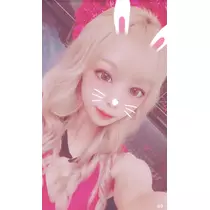 小川 真央