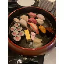 三鷹 真綺