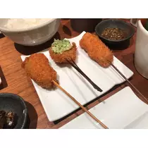もも