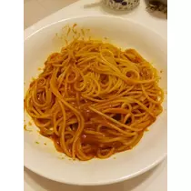 エミ （スタッフ）