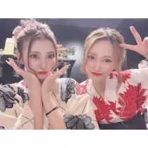 あや