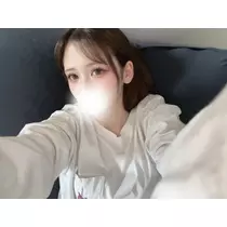 真白 あい