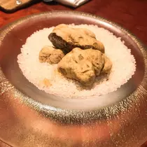 愛咲 まみ