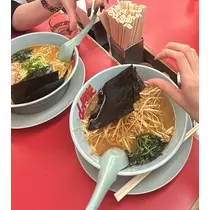 佐野 エマ