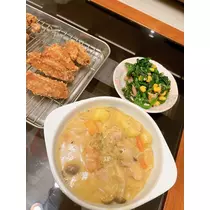 小川 真央
