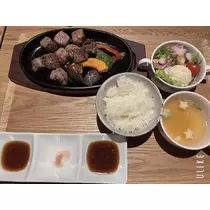 秋葉 夢羅