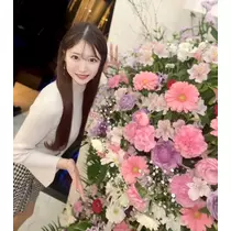 美波 ななみ