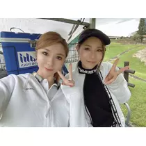 愛羽 仁美