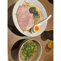 黒川 すみれ