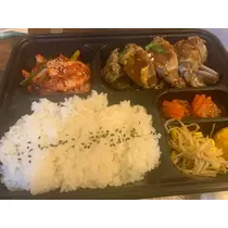 トモミ