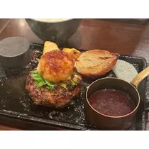 紬 ひい