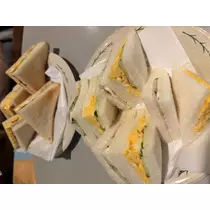 みさ