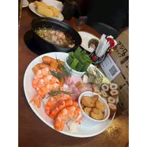 ティラノまな