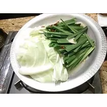 愛羽 仁美