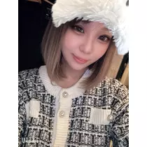 小川 真央