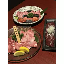 小鳥遊 もか