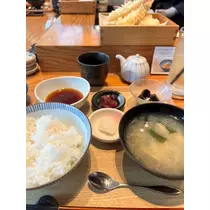 佐野 エマ