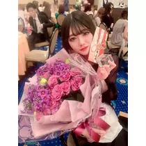 三鷹 真綺