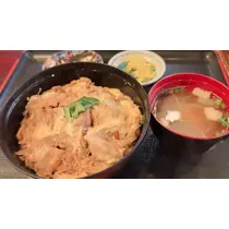 愛羽 仁美