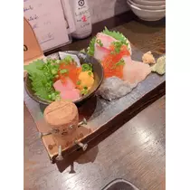 とも