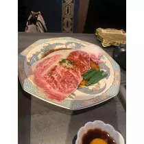 三鷹 真綺
