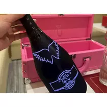 まりな