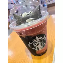 エミ （スタッフ）