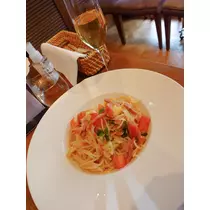 えみり