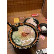 みさ
