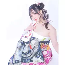 桃 かんな