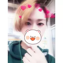 エミ （スタッフ）