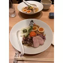 れいにゃ