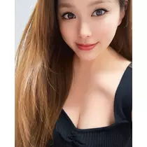 黒輝 りさ