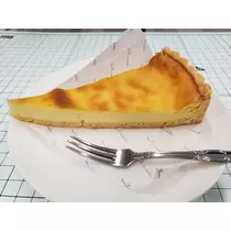 エミ （スタッフ）