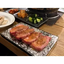 香川 ゆい