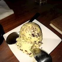 愛羽 仁美